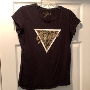 GUESS Black womens tee